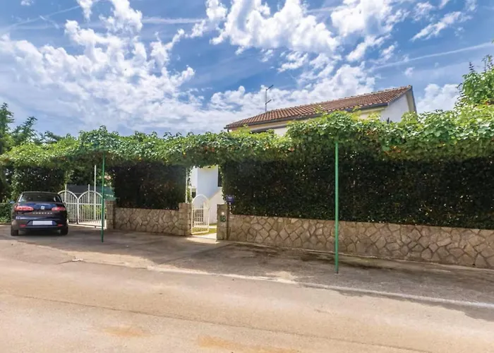 Apartament Vesna By Interhome Pinezići